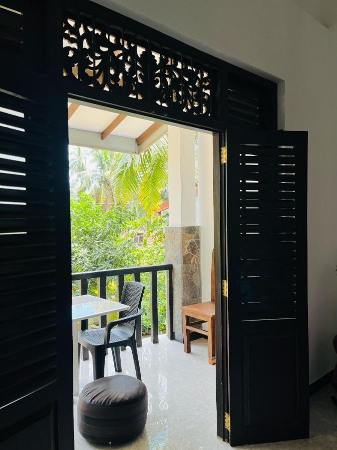 Tropical Vibes - Kathaluwa Apartment Ahangama Bagian luar foto